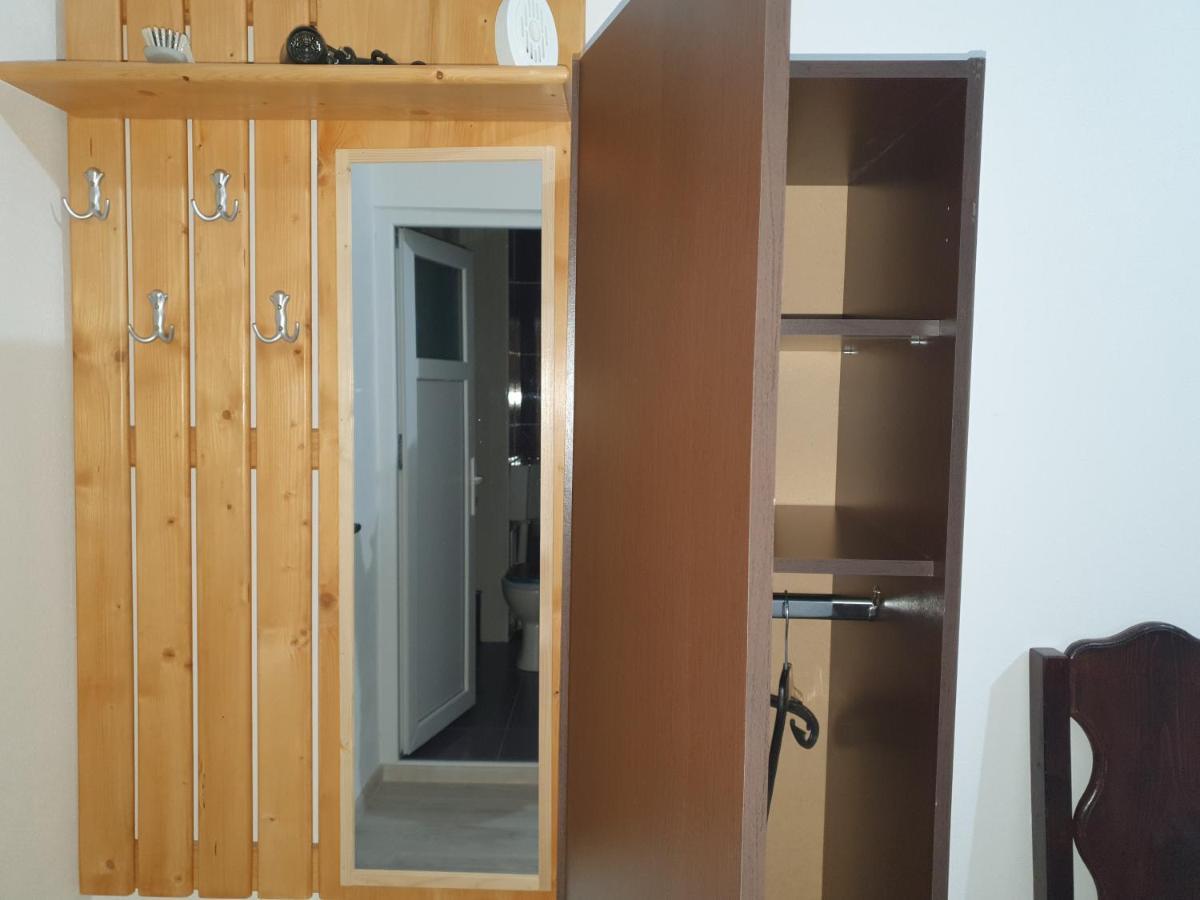 Pensiunea Ronicson Milostea المظهر الخارجي الصورة