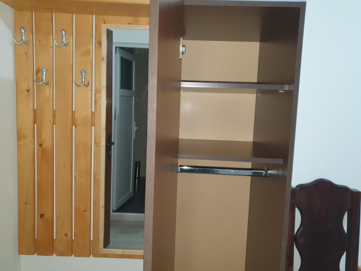 Pensiunea Ronicson Milostea المظهر الخارجي الصورة